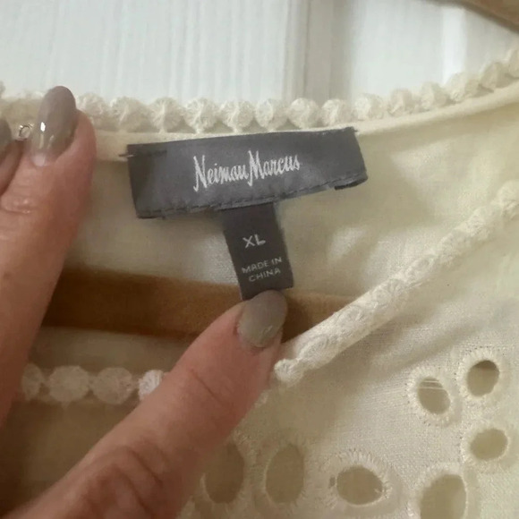 Neiman Marcus 100% linen long sleeve blouse and top XL - Picture 5 of 8